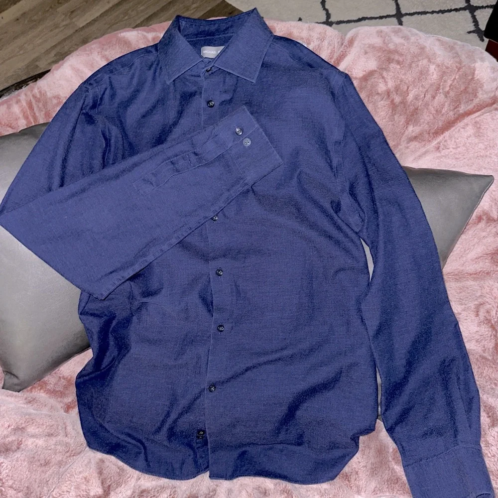 Michael Kors Airsoft Streach button up! - Picture 4 of 8